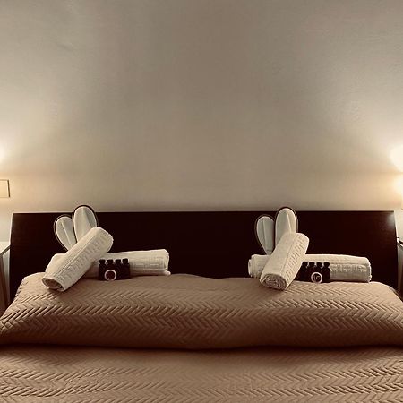 Palazzo Pia Rooms Валдрагоне Экстерьер фото